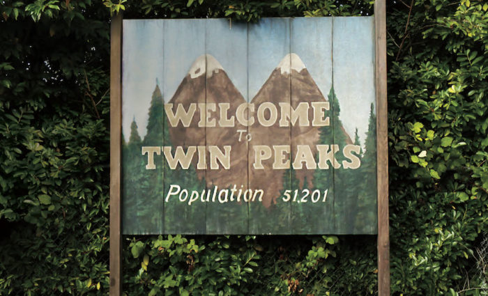 Where can I watch Twin Peaks online in the UK legally?