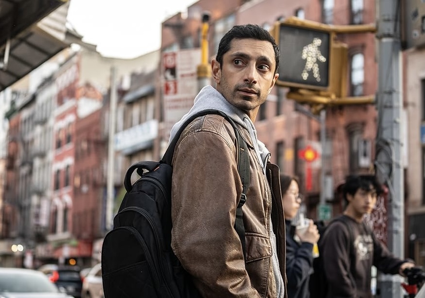 Relay: An enjoyably old-fashioned thriller